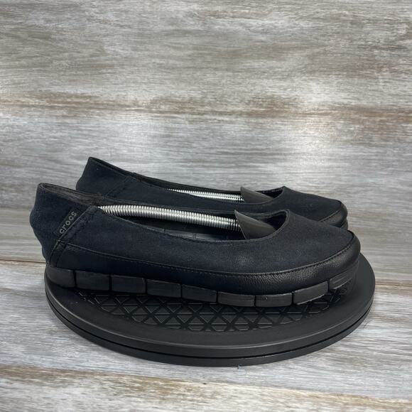 Crocs Women's Stretch Sole Relaxed Fit Black Comfort Flats Size 9 - Picture 3 of 8